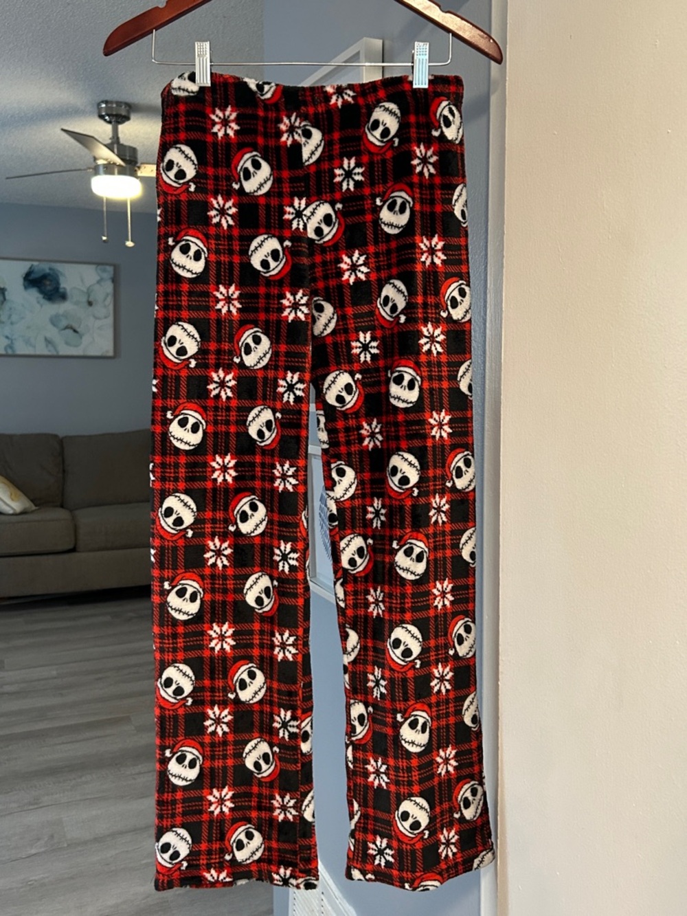 Nightmare Before Christmas Velour Red Black White PJ Pajama Pants Size M - Picture 1 of 5